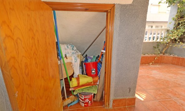 Resale - Bungalow -
Torrevieja - Acequion