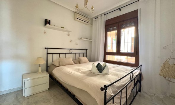 Reventa - Apartment -
Orihuela Costa - Costa Blanca