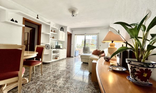 Revente - Apartment -
Punta Prima - Costa Blanca