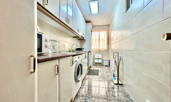 Revente - Apartment -
Punta Prima - Costa Blanca