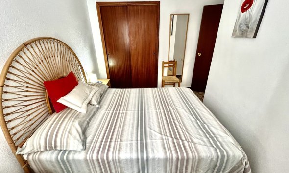Revente - Apartment -
Punta Prima - Costa Blanca