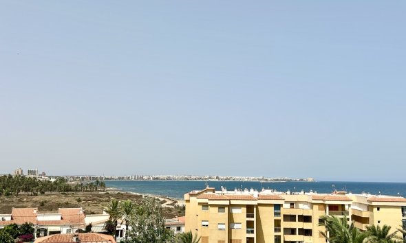 Revente - Apartment -
Punta Prima - Costa Blanca