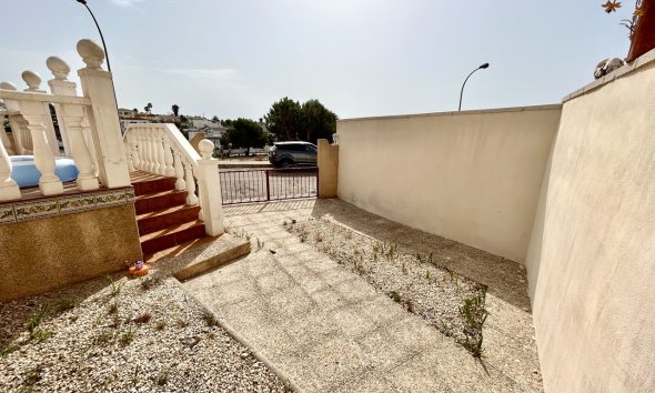 Revente - Villa -
Villamartin - Costa Blanca