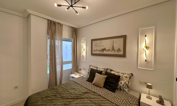 Revente - Apartment -
Torrevieja - Estacion De Autobuses