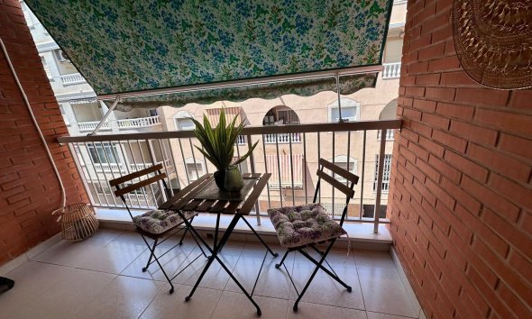 Revente - Apartment -
Torrevieja - Estacion De Autobuses