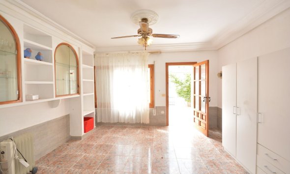 Revente - Town House -
Torrevieja - Costa Blanca