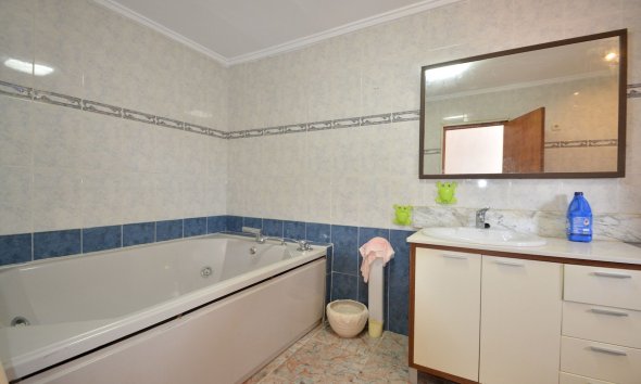 Revente - Town House -
Torrevieja - Costa Blanca