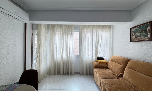 Reventa - Apartment -
Torrevieja - Estacion De Autobuses