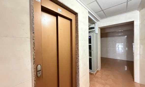 Reventa - Apartment -
Torrevieja - Estacion De Autobuses