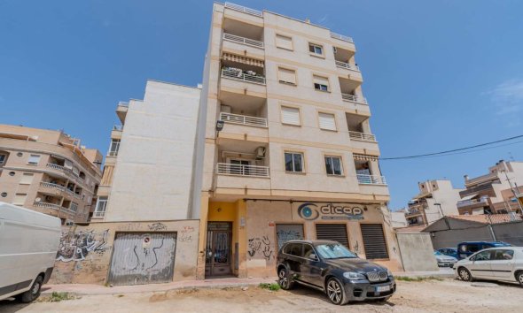 Reventa - Apartment -
Torrevieja - Costa Blanca