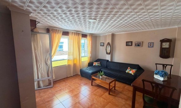 Revente - Apartment -
Torrevieja