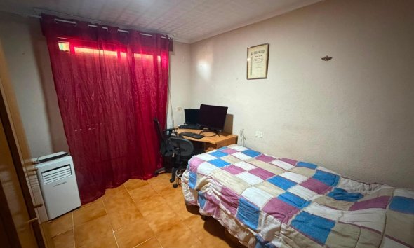 Revente - Apartment -
Torrevieja