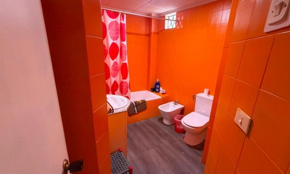 Revente - Apartment -
Torrevieja