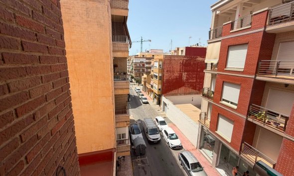 Revente - Apartment -
Torrevieja