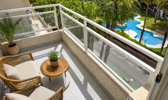 Reventa - Apartment -
Orihuela Costa - Altos De Campoamor