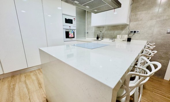 Revente - Apartment -
Pilar de la Horadada - Zona Pueblo
