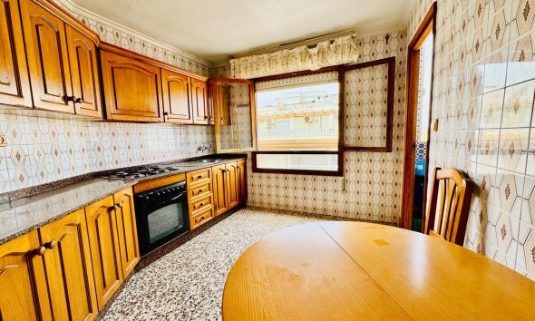 Revente - Apartment -
Torrevieja - Acequion
