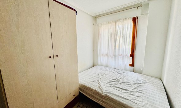 Revente - Apartment -
Torrevieja - Acequion
