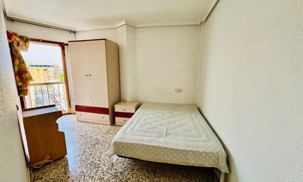 Revente - Apartment -
Torrevieja - Acequion