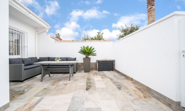 Reventa - Bungalow -
Torrevieja - Torreta