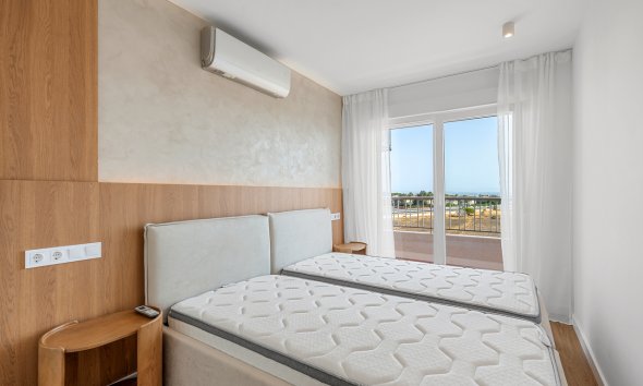 Reventa - Ático -
Punta Prima - Costa Blanca
