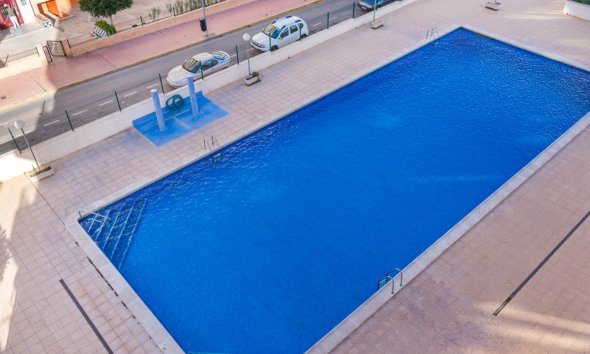 Revente - Apartment -
Orihuela Costa - Costa Blanca