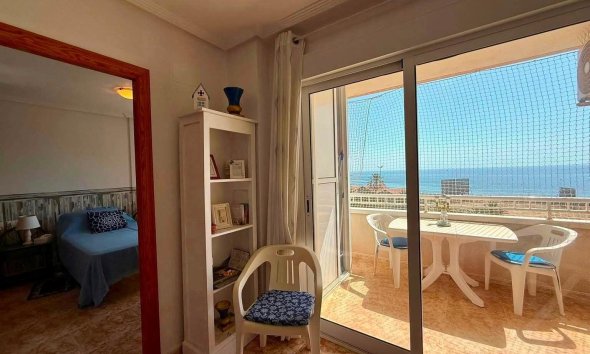 Revente - Apartment -
Torrevieja - Playa del Cura