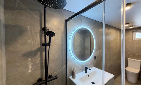 Reventa - Apartment -
Torrevieja - Punta Prima
