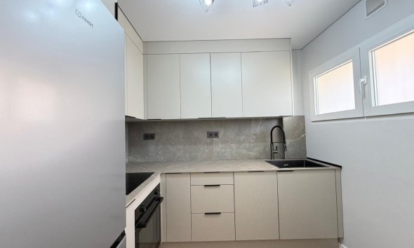 Reventa - Apartment -
Torrevieja - Punta Prima