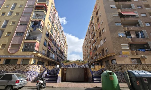 Revente - Apartment -
Torrevieja - Playa del Cura