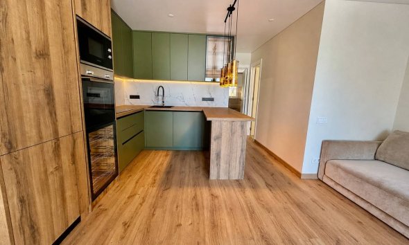 Reventa - Apartment -
Torrevieja - Costa Blanca