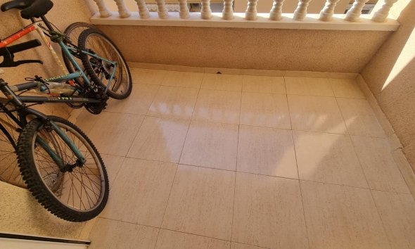 Resale - Apartment -
Torrevieja
