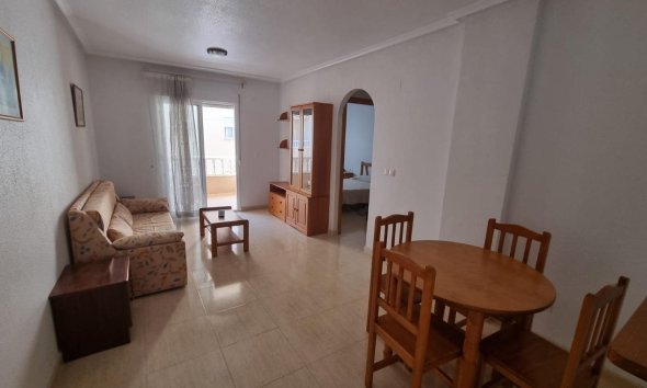 Resale - Apartment -
Torrevieja