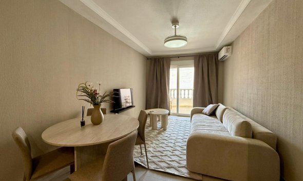 Revente - Apartment -
Torrevieja - Playa del Cura