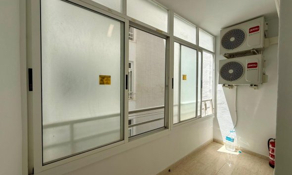 Revente - Apartment -
Torrevieja - Playa del Cura