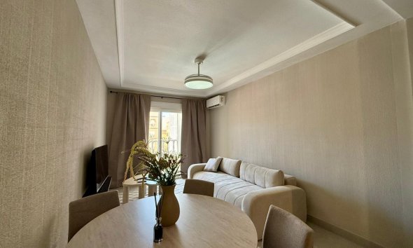 Revente - Apartment -
Torrevieja - Playa del Cura