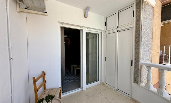 Revente - Apartment -
Torrevieja - Playa del Cura