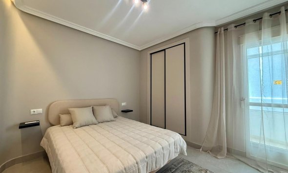 Revente - Apartment -
Torrevieja - Playa del Cura