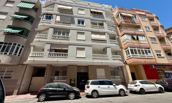 Revente - Apartment -
Torrevieja - Playa del Cura