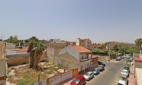 Revente - Apartment -
Torrevieja - Acequion