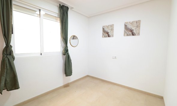 Revente - Apartment -
Torrevieja - Acequion