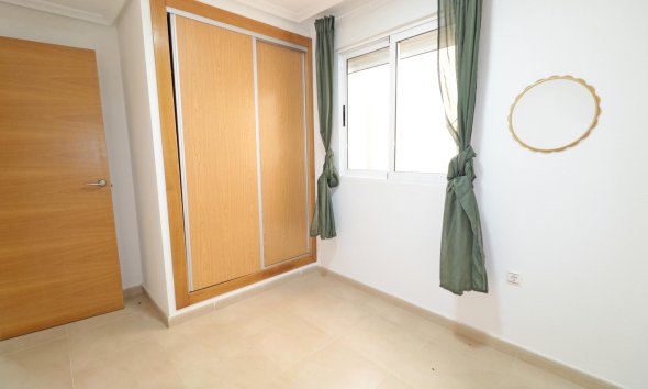 Revente - Apartment -
Torrevieja - Acequion