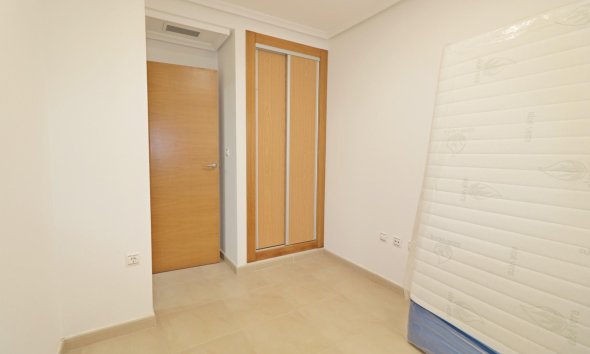Revente - Apartment -
Torrevieja - Acequion