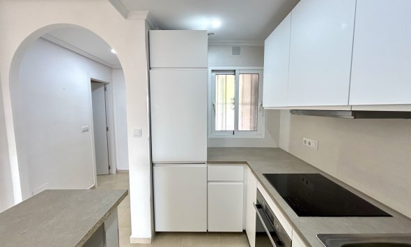 Revente - Apartment -
Villamartin - Costa Blanca