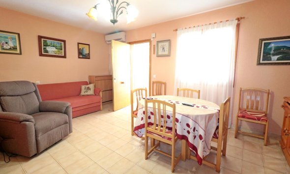 Revente - Town House -
Torrevieja - Playa De Los Naufragos