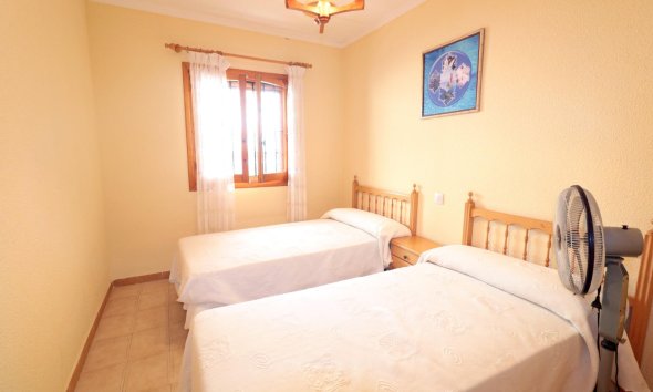 Revente - Town House -
Torrevieja - Playa De Los Naufragos