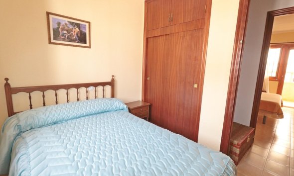 Revente - Town House -
Torrevieja - Playa De Los Naufragos
