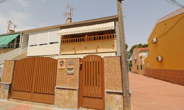 Revente - Town House -
Torrevieja - Playa De Los Naufragos
