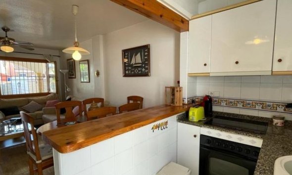 Revente - Town House -
Pilar de la Horadada - Pueblo Latino