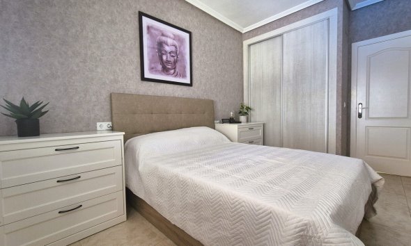 Revente - Semi Detached -
Villamartin - Costa Blanca